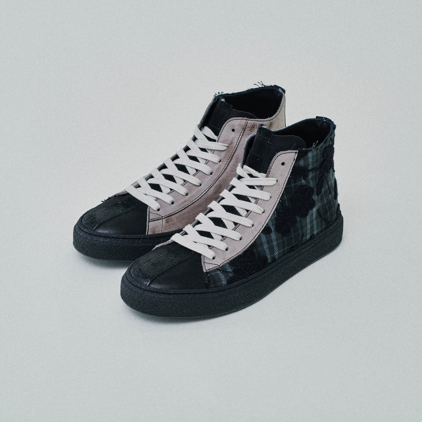 THE12 _ 14275 | Black Embroidery