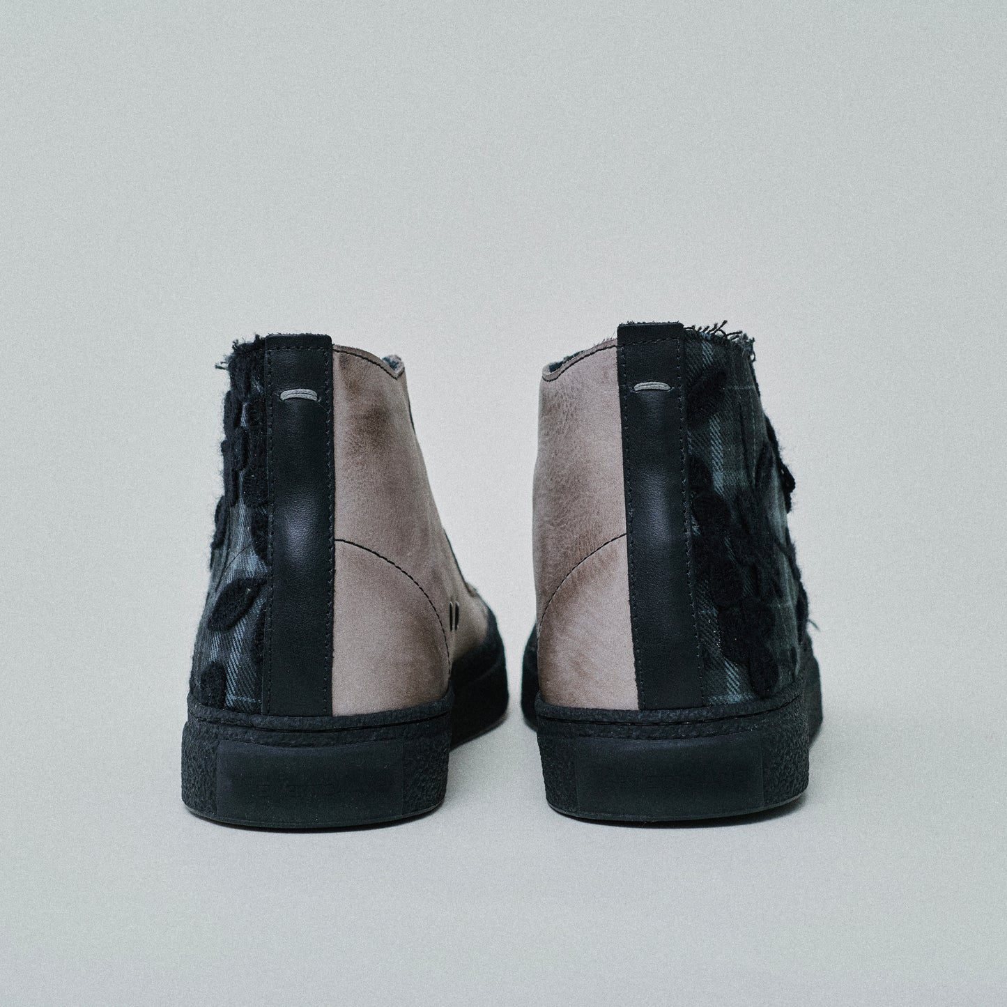 THE12 _ 14275 | Black Embroidery