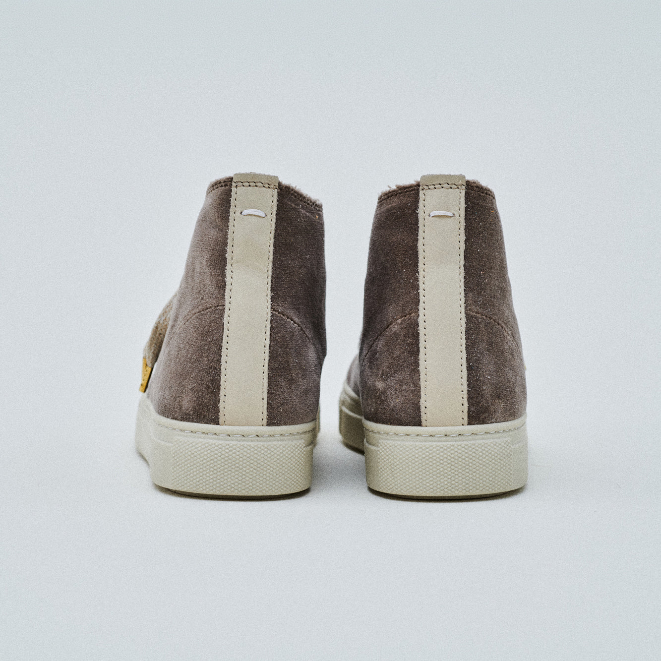 THE12 _ 16284 | Soft Ash