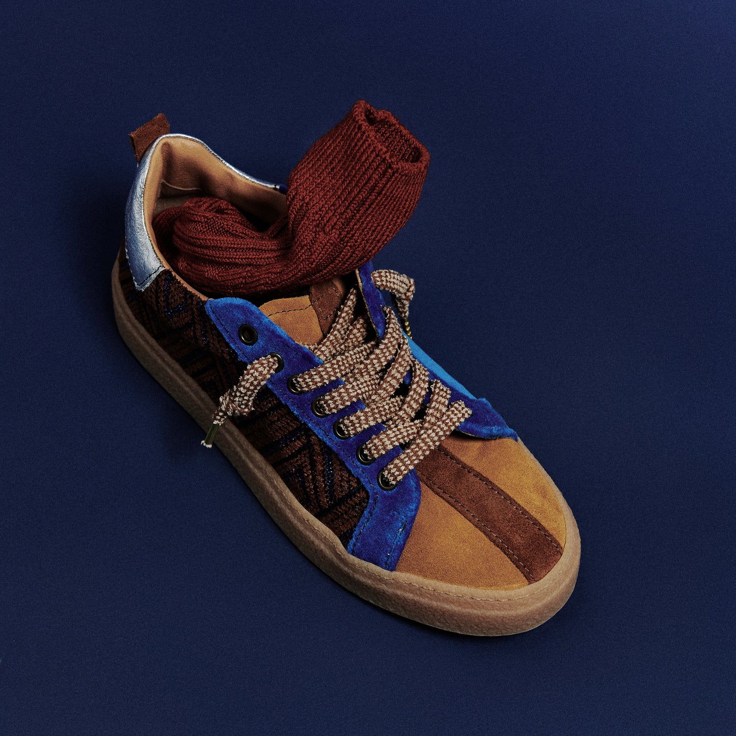 THE11 _ 16355 | Blue Voltage
