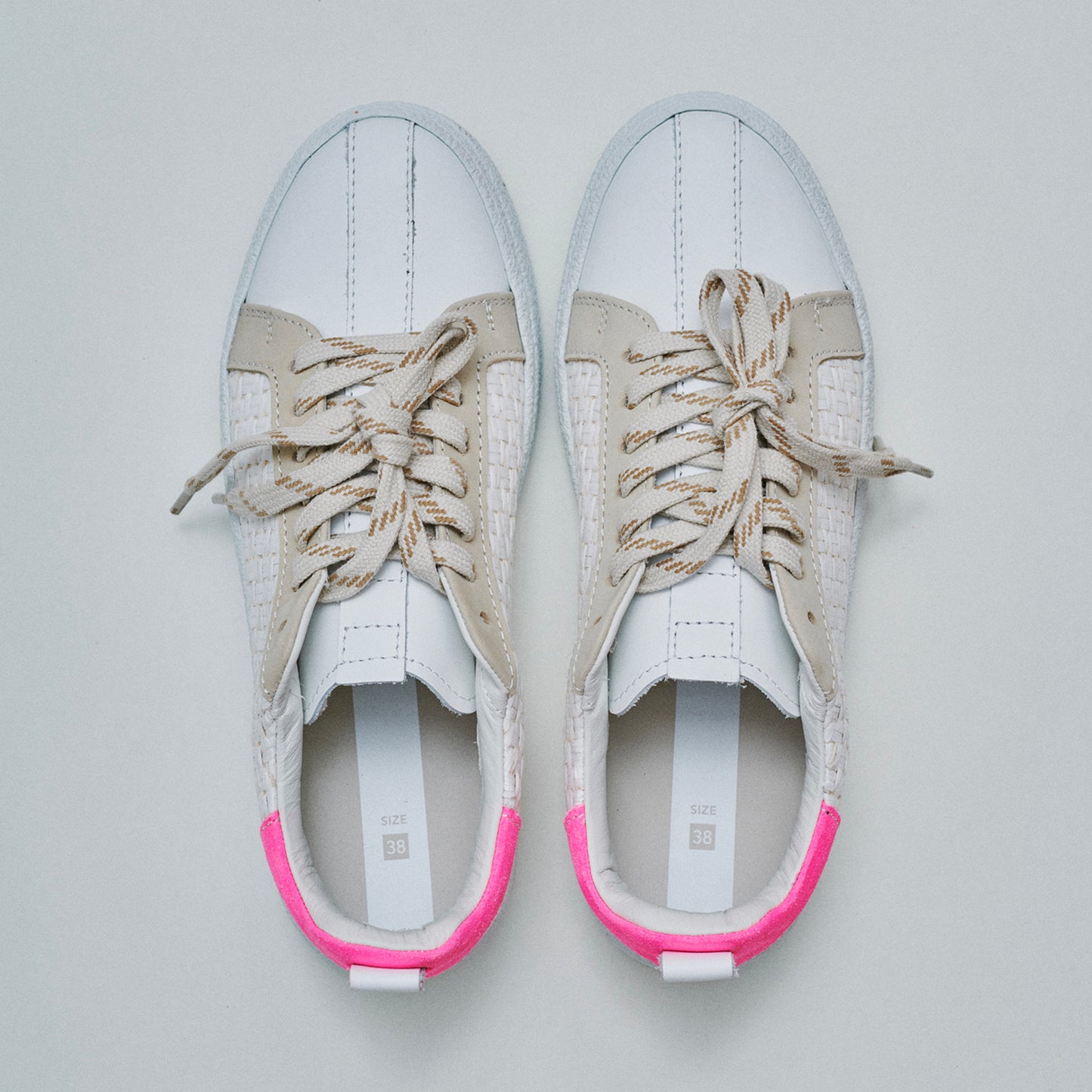 THE11 _ 15343 | White & Fucsia