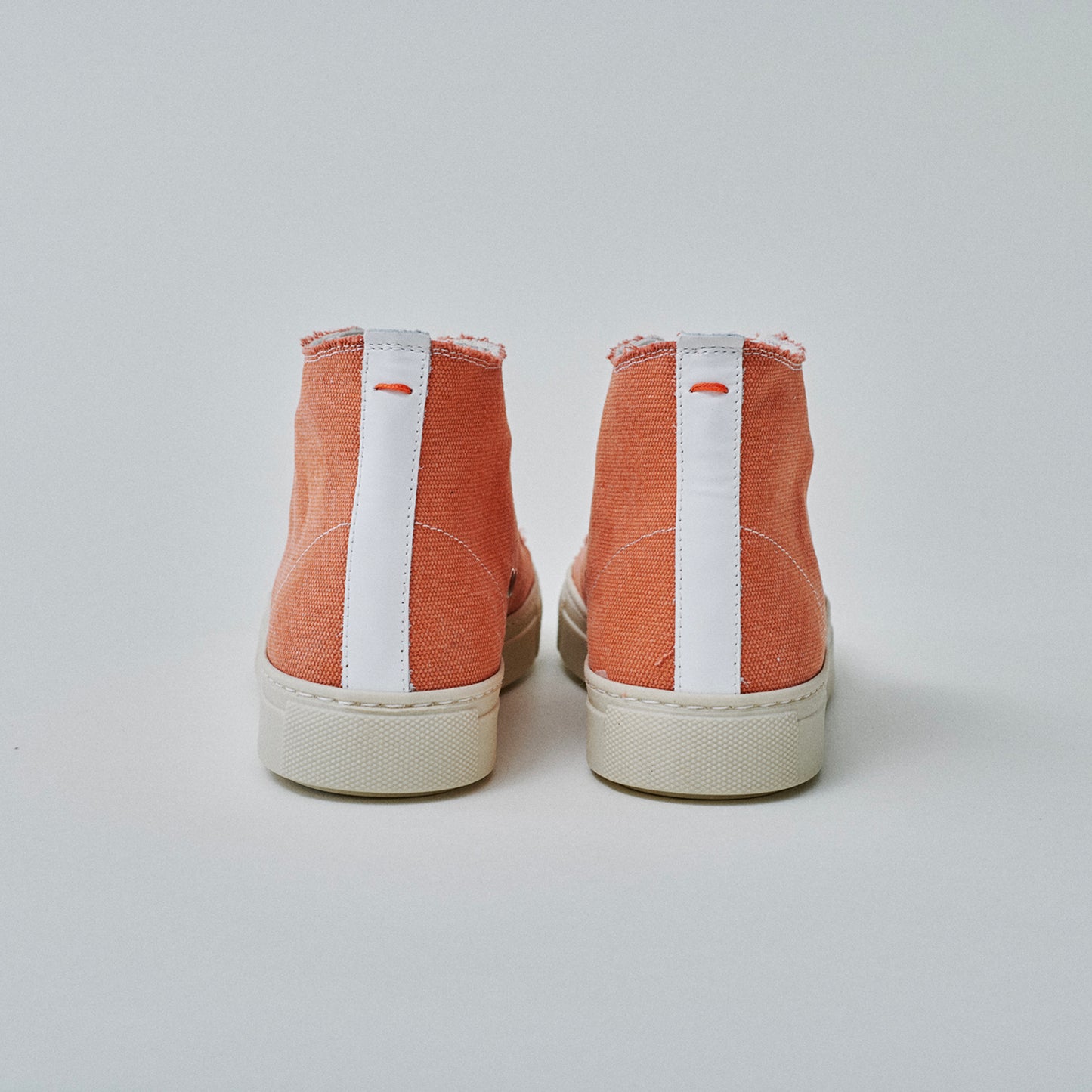 THE12 _ 15284 | Mandarin