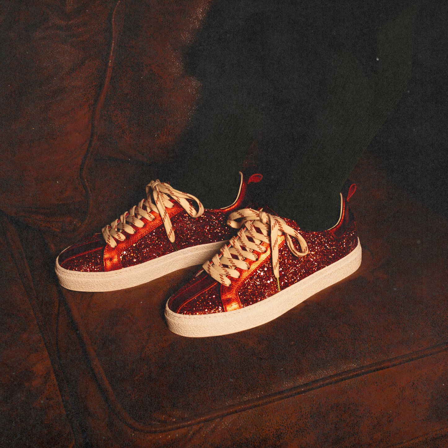 THE11 _ Red Nova Glitter | Xmas Drop